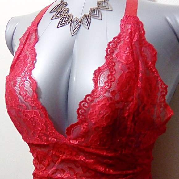 Adorejoy Ribbon-tie Halter Teddy - Picture 4 of 5